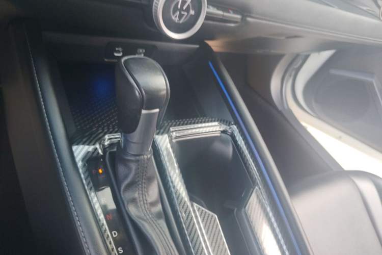 Used Honda Inspire 2023 260TURBO Elegant Edition Gear Lever