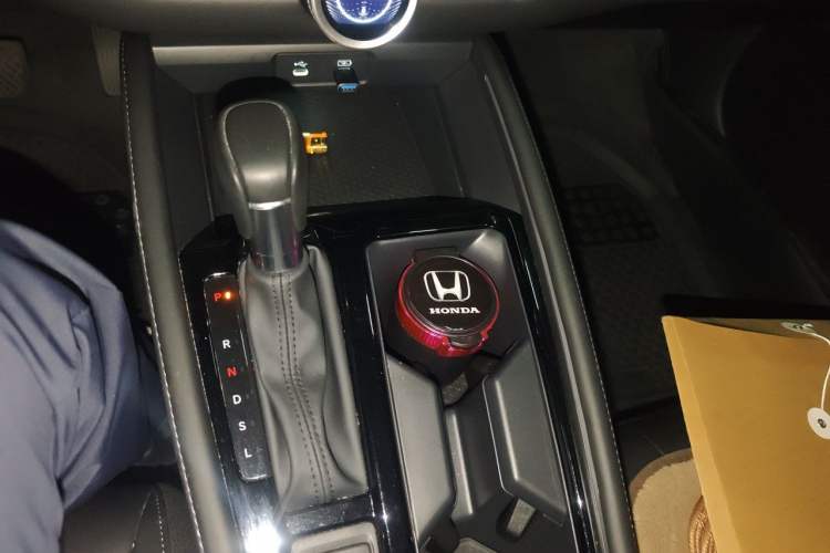 Used Honda Inspire 2023 260TURBO Deluxe Edition Gear Lever