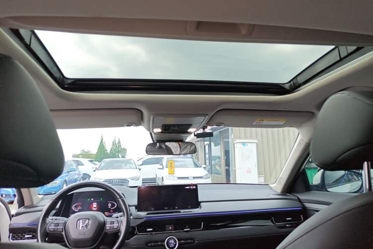 Used Honda Inspire 2023 260TURBO Deluxe Edition Headliner