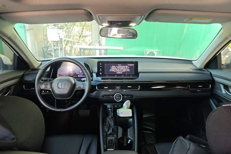 Used Honda Inspire 2023 260TURBO Elegant Edition Interior 2