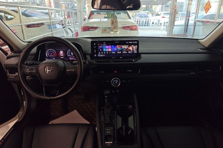Used Honda Inspire 2023 260TURBO Elegant Edition Interior 2