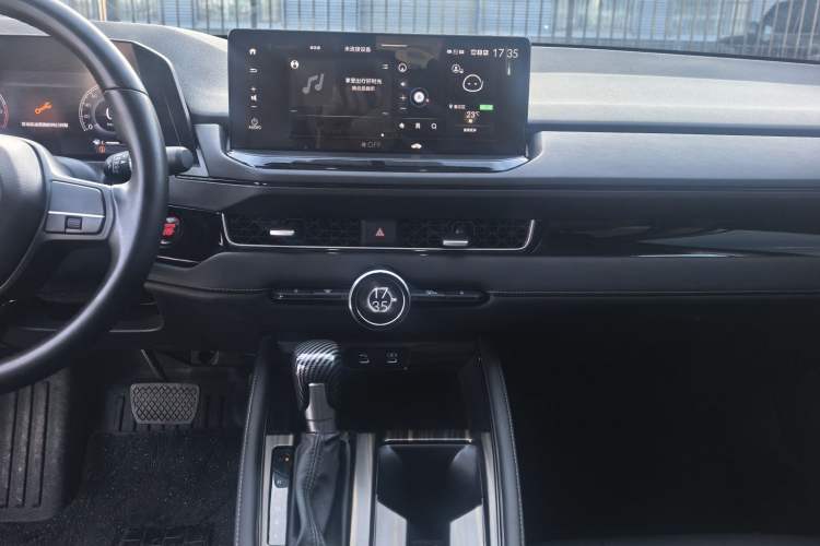 Used Honda Inspire 2023 260TURBO Elegant Edition Interior 4