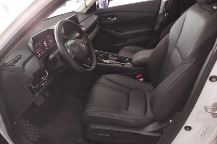 Used Honda Inspire 2023 260TURBO Deluxe Edition Left Front Seat