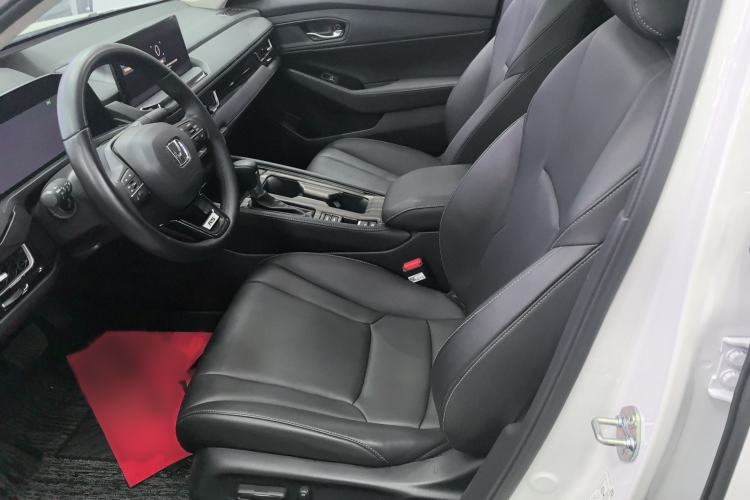 Used Honda Inspire 2023 260TURBO Deluxe Edition Left Front Seat