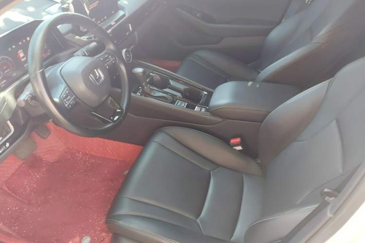 Used Honda Inspire 2023 260TURBO Deluxe Edition Left Front Seat