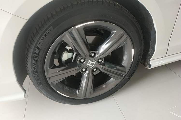 Used Honda Inspire 2023 260TURBO Deluxe Edition Left Front Wheel Hub