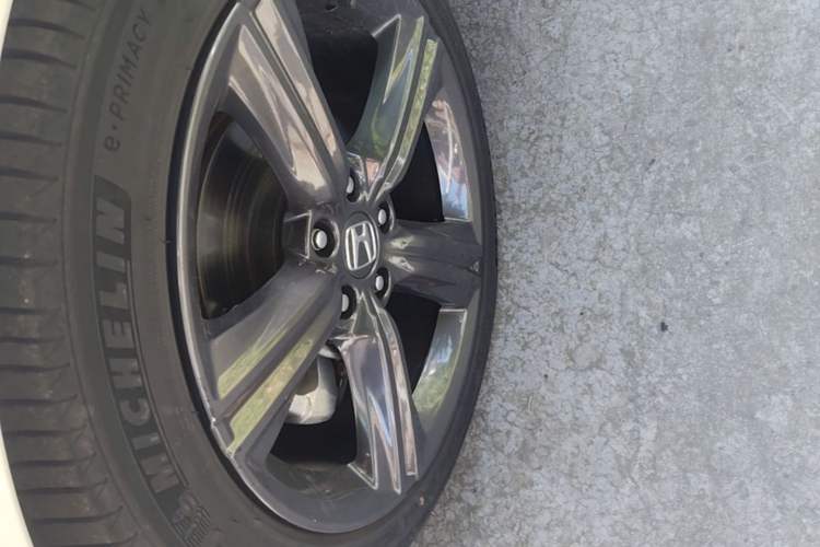 Used Honda Inspire 2023 260TURBO Deluxe Edition Left Front Wheel Hub