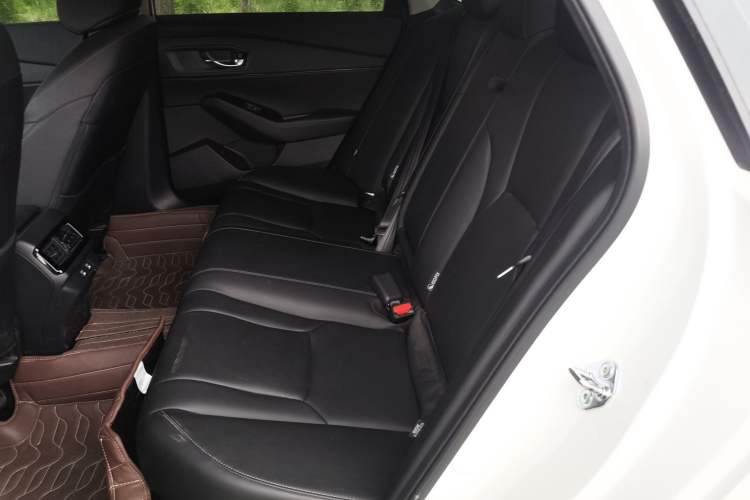 Used Honda Inspire 2023 260TURBO Deluxe Edition Left Rear Seat