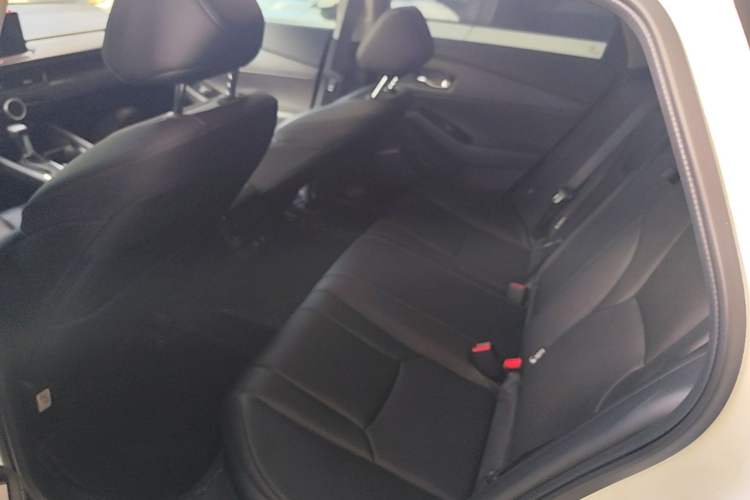 Used Honda Inspire 2023 260TURBO Deluxe Edition Left Rear Seat