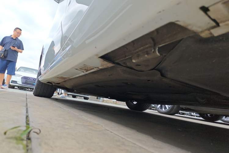 Used Honda Inspire 2023 260TURBO Deluxe Edition Left Side Sill