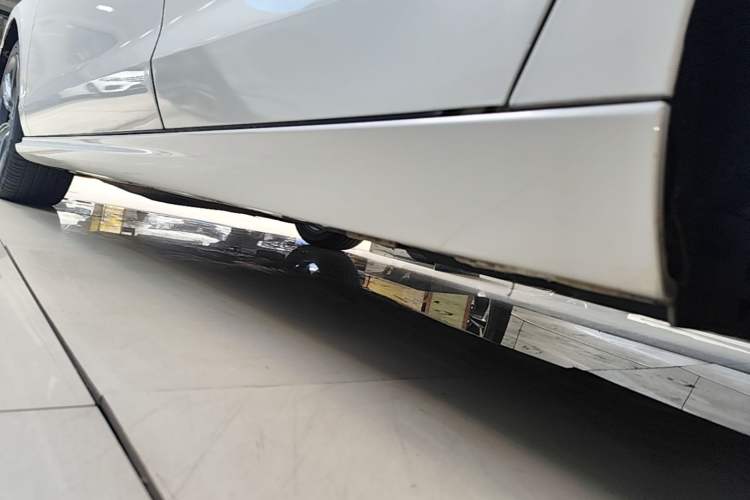 Used Honda Inspire 2023 260TURBO Deluxe Edition Left Side Sill