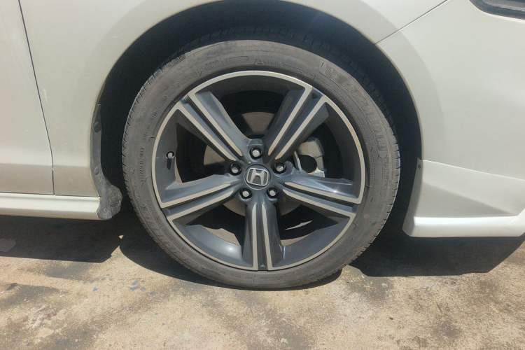 Used Honda Inspire 2023 260TURBO Elite Edition Right Front Wheel Hub