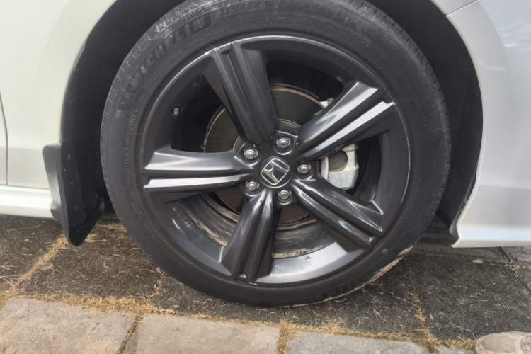 Used Honda Inspire 2023 260TURBO Deluxe Edition Right Front Wheel Hub