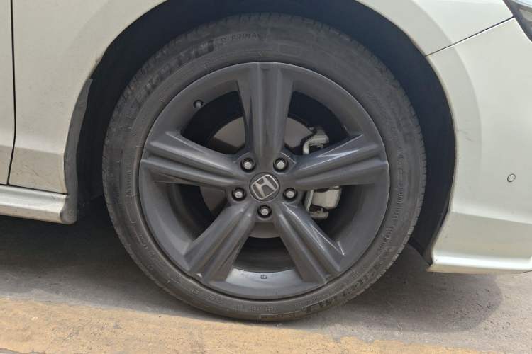 Used Honda Inspire 2023 260TURBO Deluxe Edition Right Front Wheel Hub