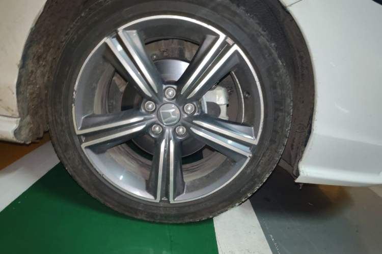 Used Honda Inspire 2023 260TURBO Deluxe Edition Right Front Wheel Hub