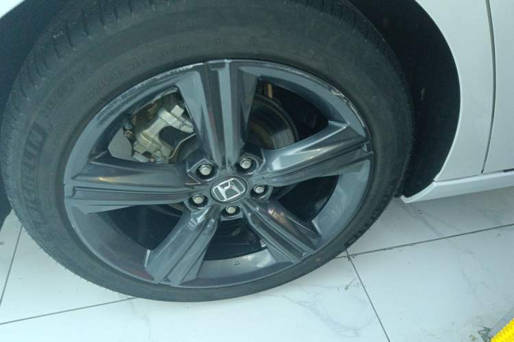 Used Honda Inspire 2023 260TURBO Deluxe Edition Right Rear Wheel Hub