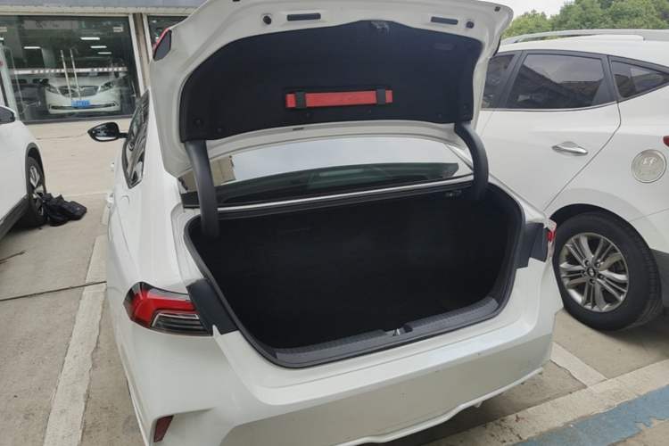 Used Honda Inspire 2023 260TURBO Deluxe Edition Trunk