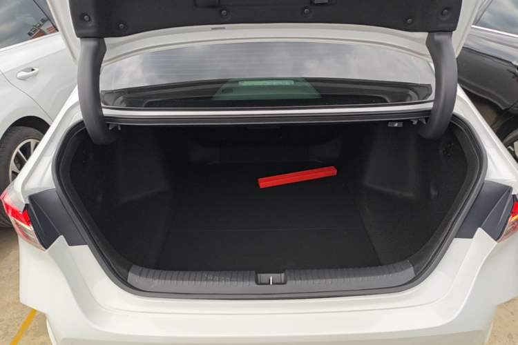 Used Honda Inspire 2023 260TURBO Deluxe Edition Trunk