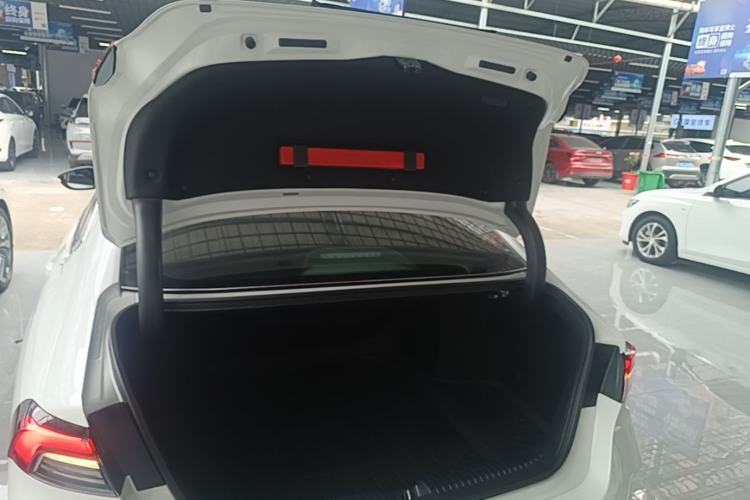 Used Honda Inspire 2023 260TURBO Deluxe Edition Trunk