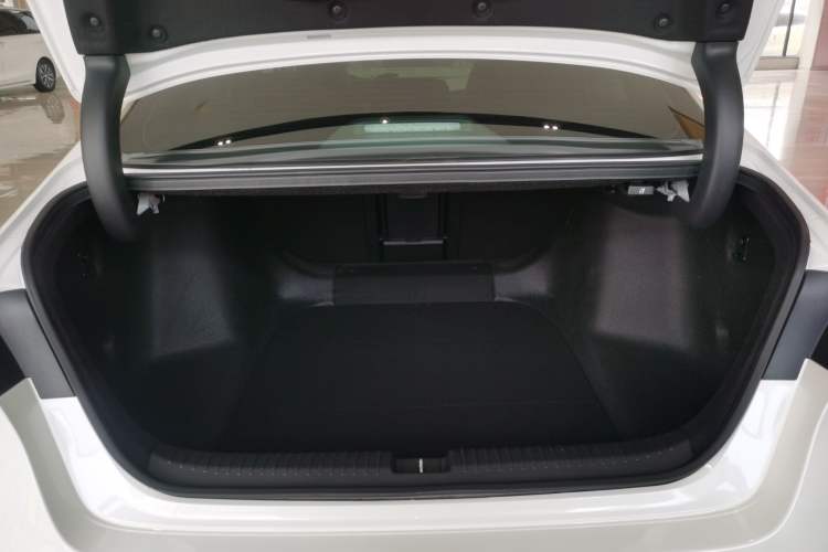 Used Honda Inspire 2023 260TURBO Deluxe Edition Trunk