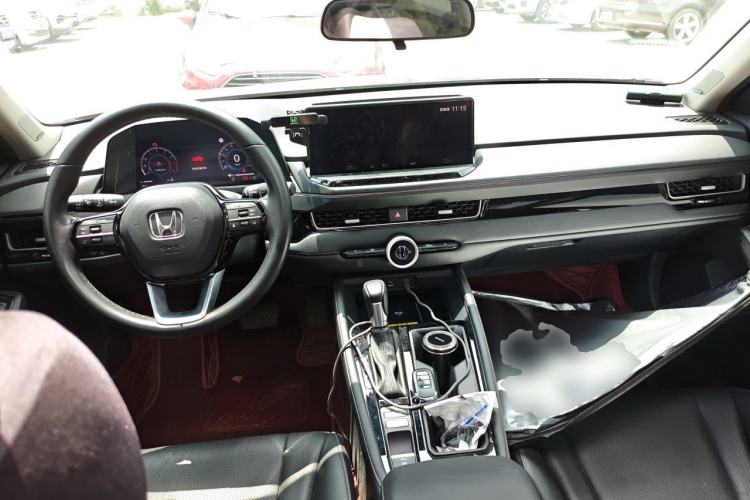Used Honda Inspire 2024 260TURBO Elite Edition Center Console