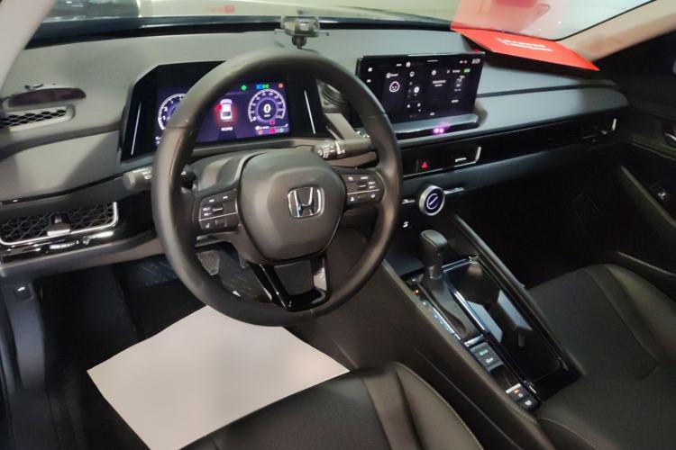 Used Honda Inspire 2024 260TURBO Elite Edition Center Console