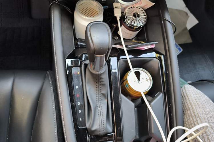 Used Honda Inspire 2024 260TURBO Elite Edition Gear Lever