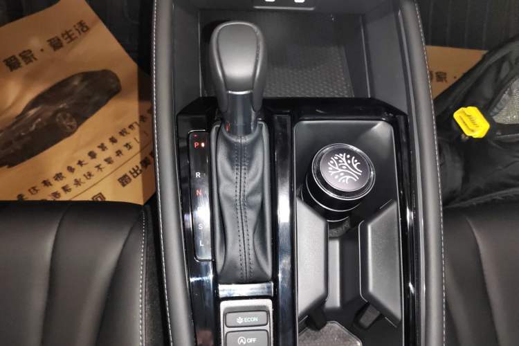 Used Honda Inspire 2024 260TURBO Elite Edition Gear Lever