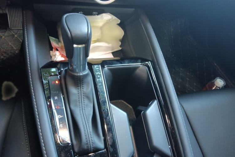 Used Honda Inspire 2024 260TURBO Elite Edition Gear Lever