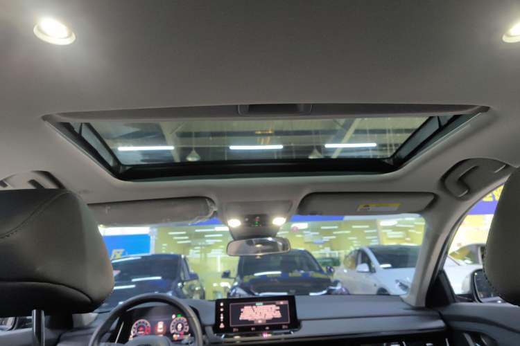 Used Honda Inspire 2024 260TURBO Elite Edition Headliner