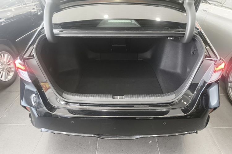 Used Honda Inspire 2024 260TURBO Elite Edition Interior 7