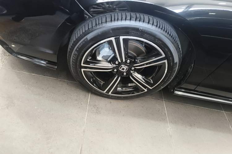 Used Honda Inspire 2024 260TURBO Elite Edition Left Front Wheel Hub