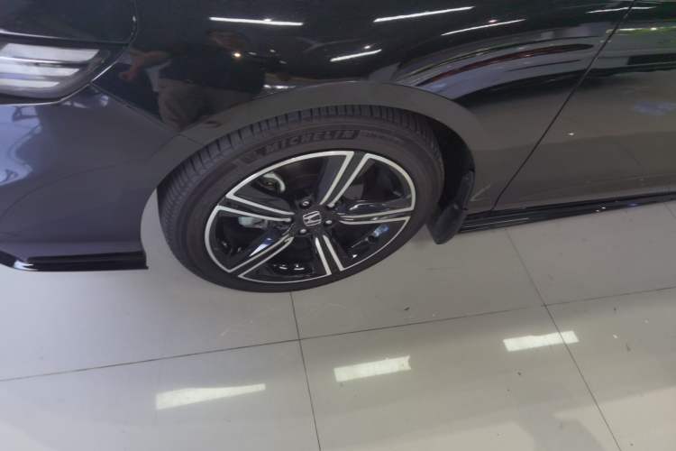 Used Honda Inspire 2024 260TURBO Elite Edition Left Front Wheel Hub