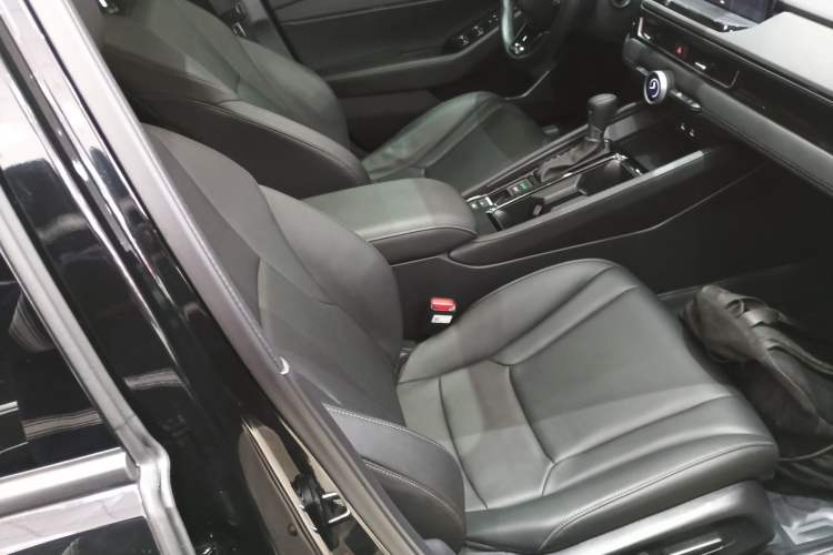 Used Honda Inspire 2024 260TURBO Elite Edition Right Front Seat