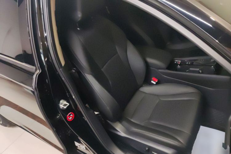 Used Honda Inspire 2024 260TURBO Elite Edition Right Front Seat