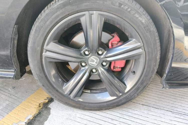 Used Honda Inspire 2024 260TURBO Elite Edition Right Front Wheel Hub