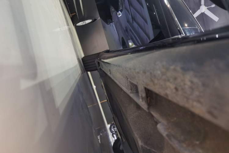 Used Honda Inspire 2024 260TURBO Elite Edition Right Side Sill
