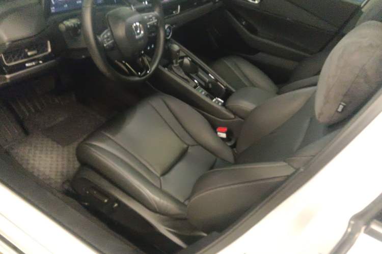 Used Honda Inspire 2024 260TURBO Elite Edition Left Front Seat