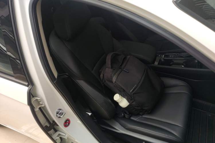 Used Honda Inspire 2024 260TURBO Elite Edition Right Front Seat