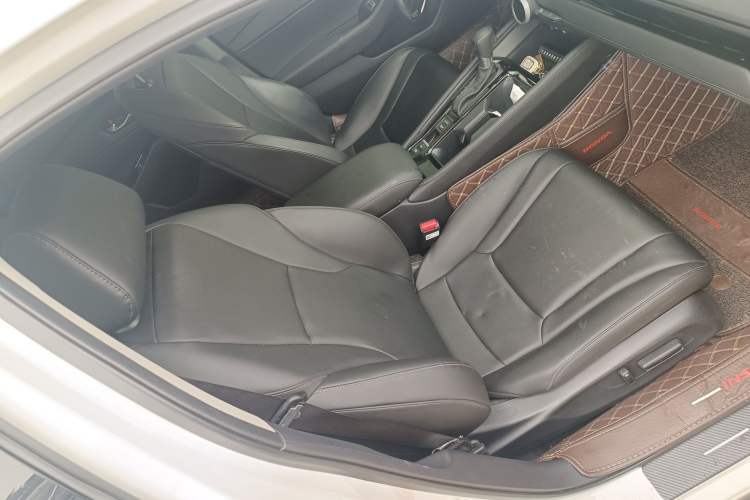 Used Honda Inspire 2024 260TURBO Elite Edition Right Front Seat