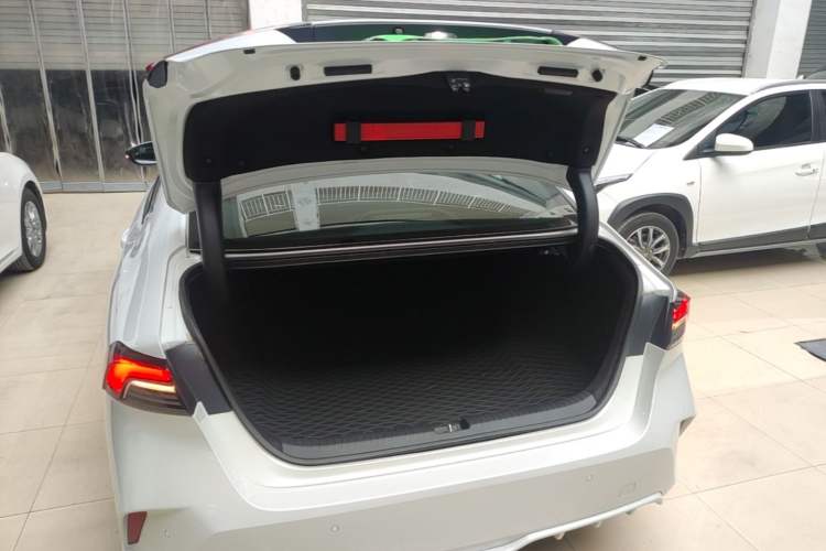 Used Honda Inspire 2024 260TURBO Elite Edition Trunk