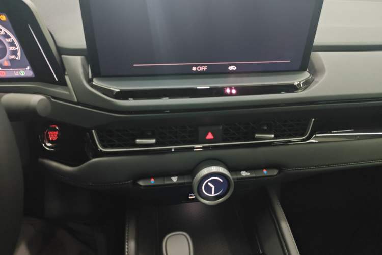 Used Honda Inspire 2025 260TURBO Elite Edition Audio And AC Panel