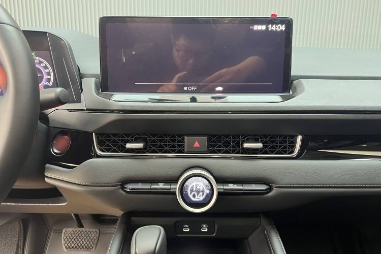 Used Honda Inspire 2025 260TURBO Elegant Edition Audio And AC Panel