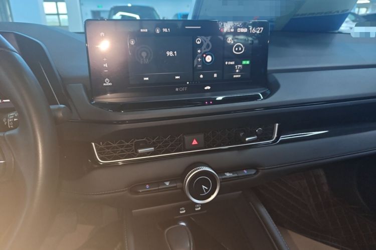 Used Honda Inspire 2025 260TURBO Elite Edition Audio And AC Panel