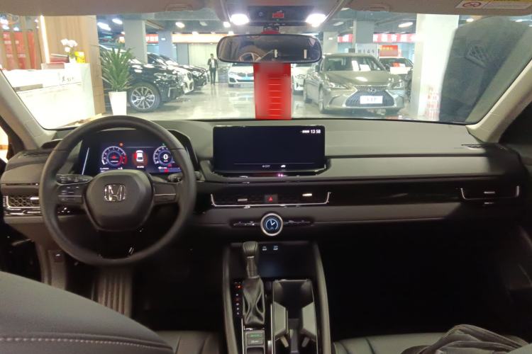 Used Honda Inspire 2025 260TURBO Elegant Edition Center Console