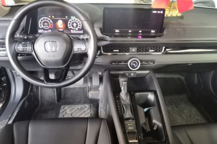 Used Honda Inspire 2025 260TURBO Elegant Edition Center Console