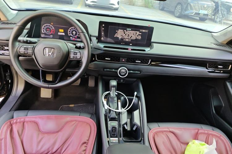 Used Honda Inspire 2025 260TURBO Elite Edition Center Console