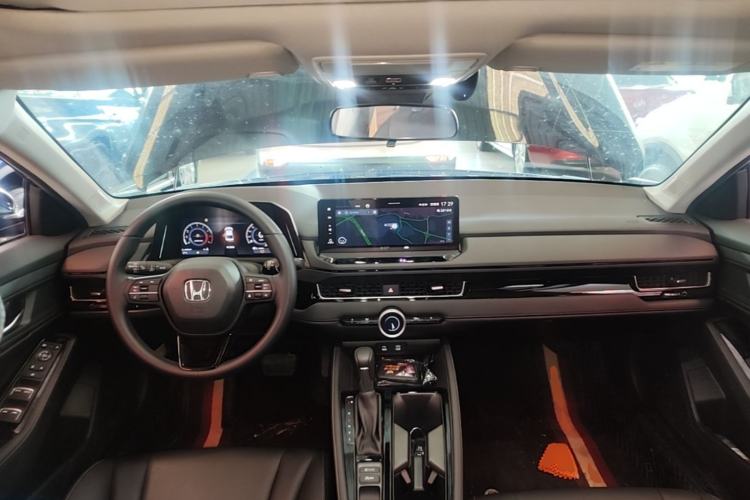 Used Honda Inspire 2025 260TURBO Elite Edition Center Console