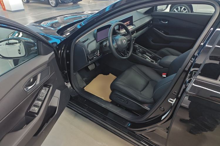 Used Honda Inspire 2025 260TURBO Elegant Edition Driver Seat