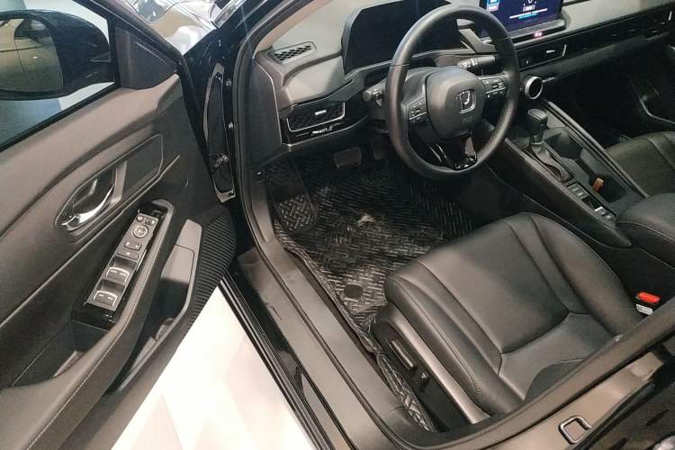 Used Honda Inspire 2025 260TURBO Elite Edition Driver Seat